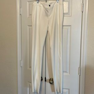 White slacks size 6 NWT (Long inseam)
